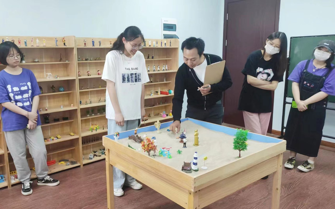 青白江浙江药科职业大学